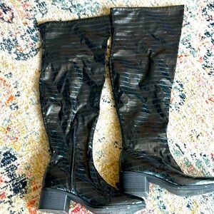 Journee collection knee high boots 9